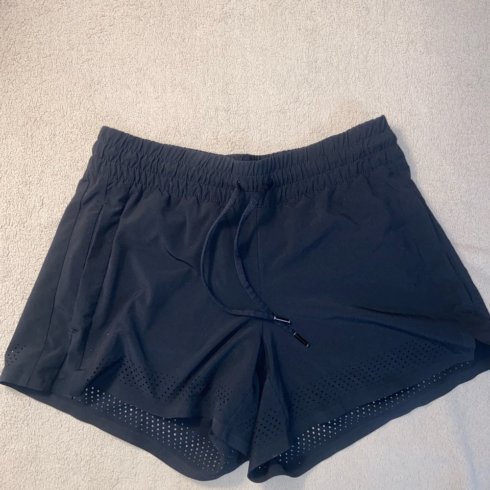 Athleta Women’s Size 2 Black Athletic Shorts